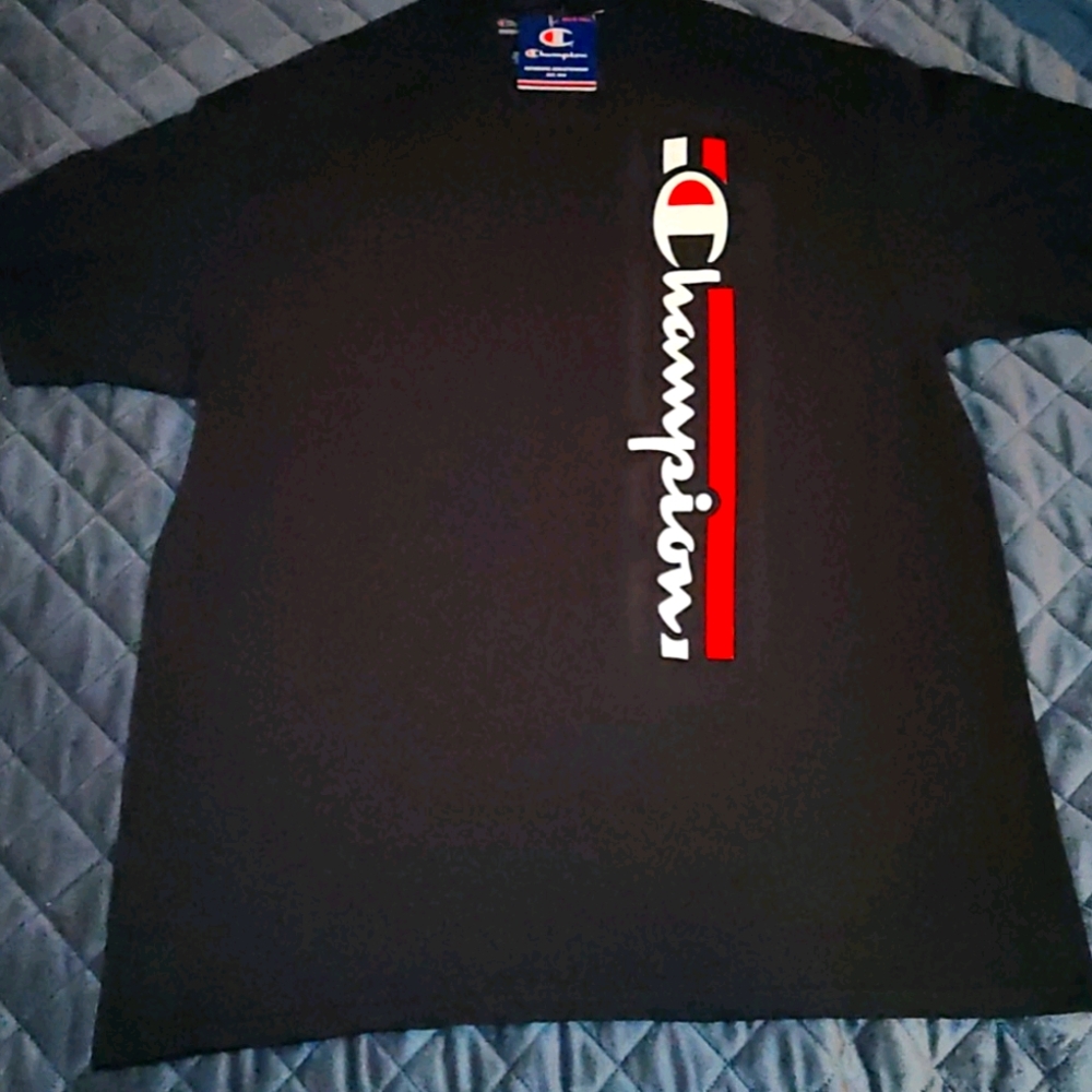 Champion T-shirt